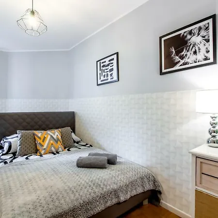 דירה Clicktheflat Wilcza Street ורשה
