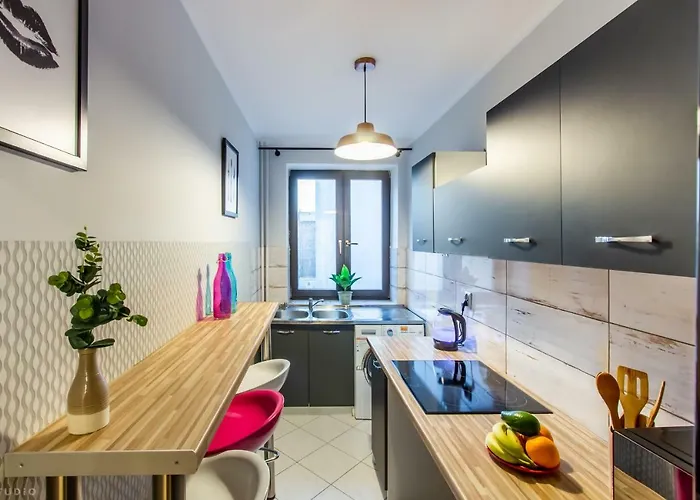 Clicktheflat Wilcza Street شقة