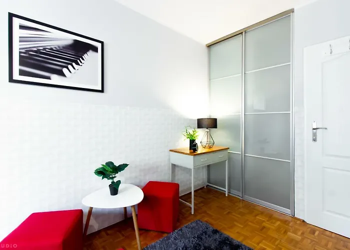 Clicktheflat Wilcza Street شقة *