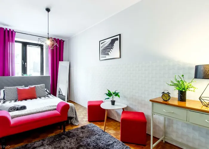 Clicktheflat Wilcza Street * وارسو