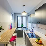 Clicktheflat Wilcza Street شقة