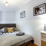 Apartament Clicktheflat Wilcza Street Warszawa